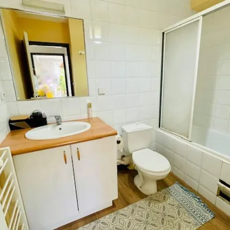 Appartement Spacious Cocoon With Pool In La Rochelle (Charente-Maritime)