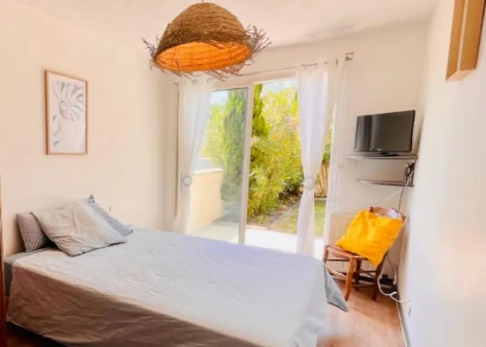 Spacious Cocoon With Pool In Appartement *