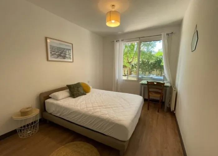 Spacious Cocoon With Pool In La Rochelle (Charente-Maritime)